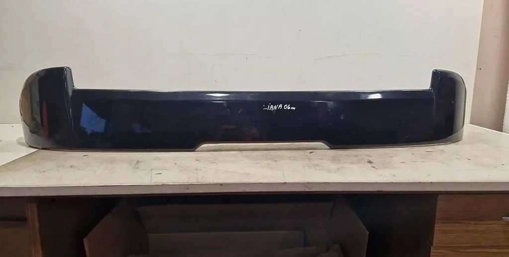 Spoiler tampa Suzuki Liana P1355 Usado
