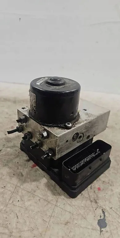 ABS Pump VW Sharan 7M3907379F Used image 3