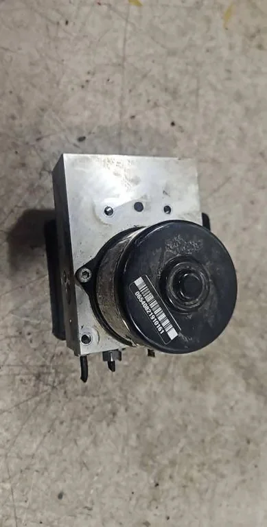 ABS Pump VW Sharan 7M3907379F Used image 4