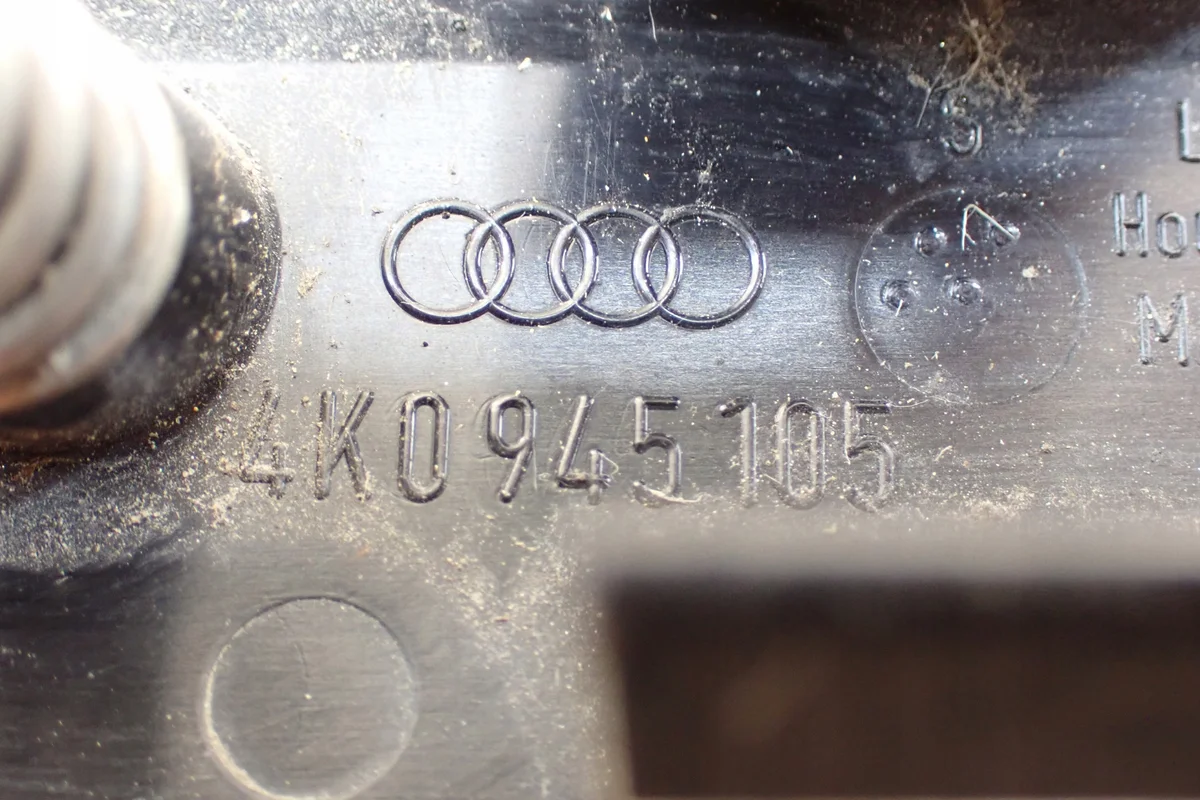 Audi A6 C8 Refletor Traseiro Esquerdo Usado image 7