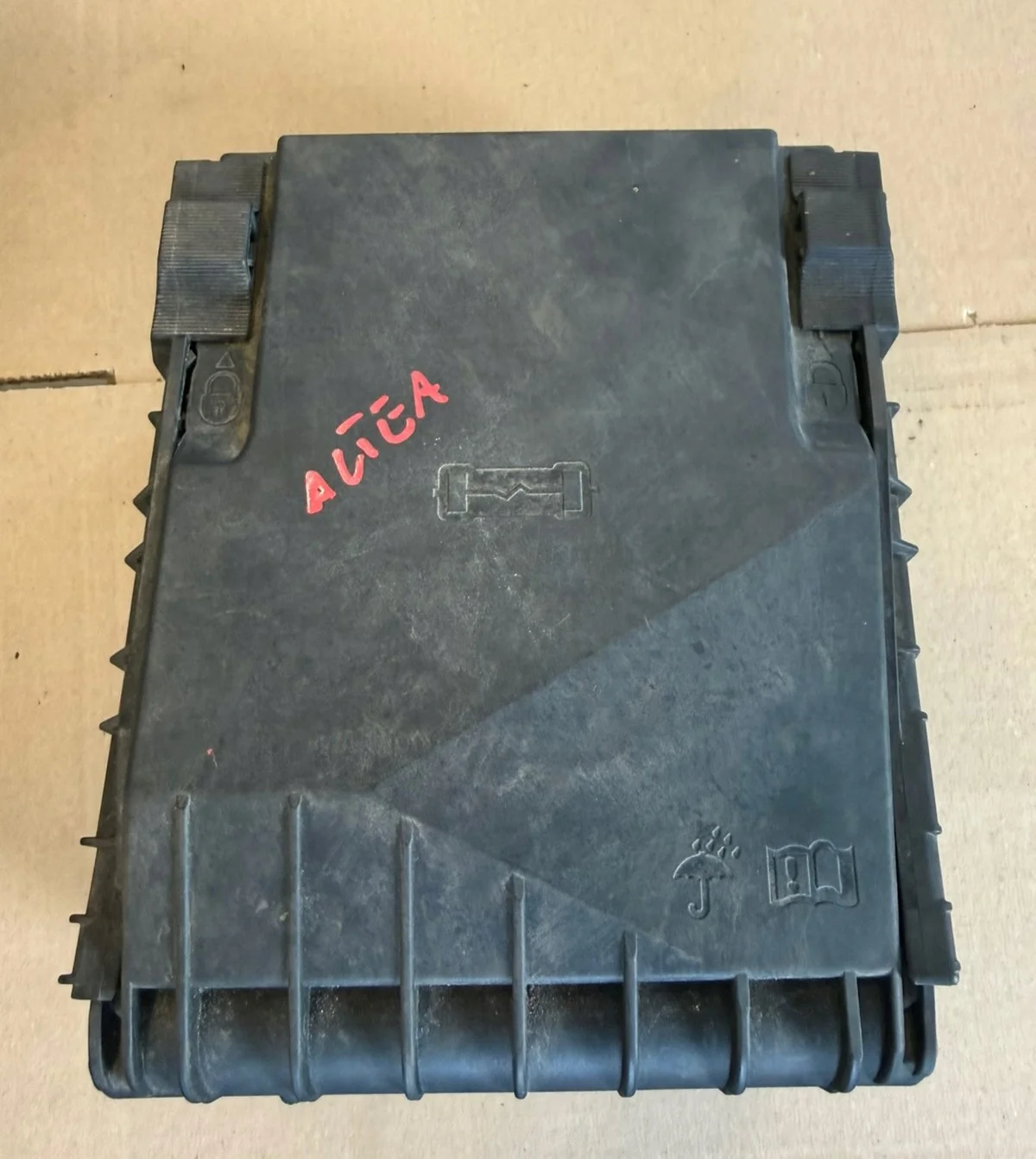 Seat Altea XL Caixa Módulo Fusíveis 1k0937125d image 3