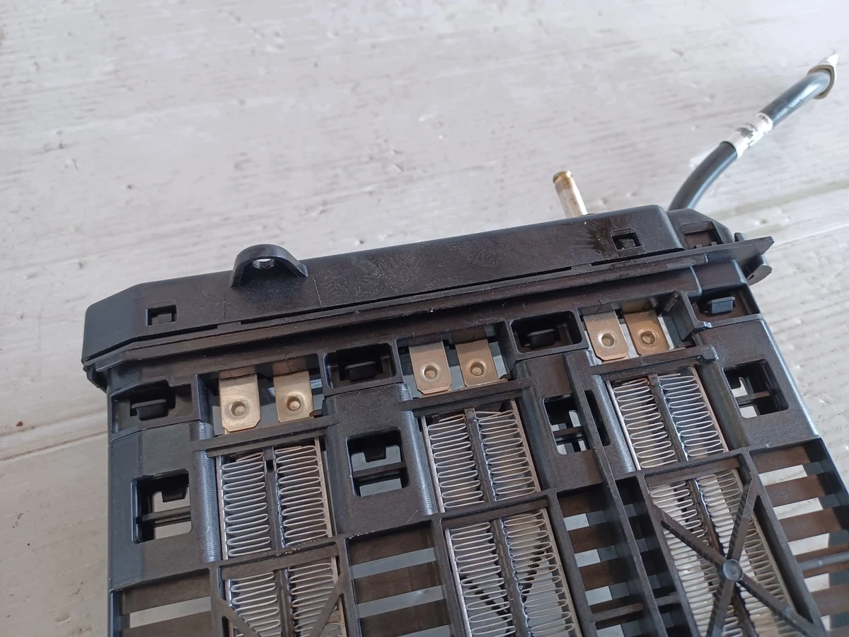 Elektroheizer Mercedes W205 A2058308500 image 4