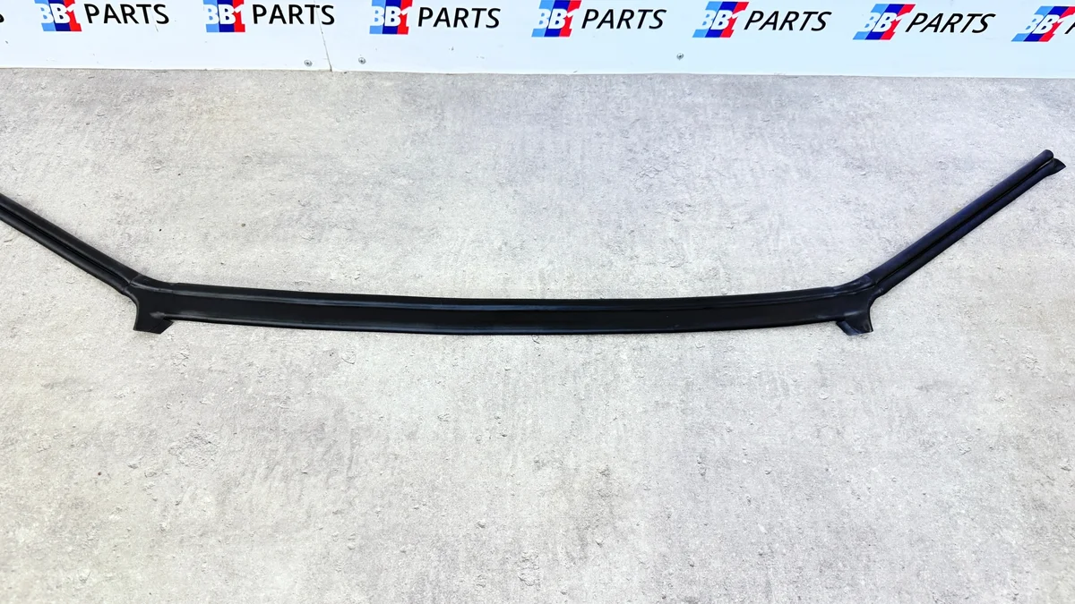 BMW F48 X1 Joint de capot 7329384 image 4