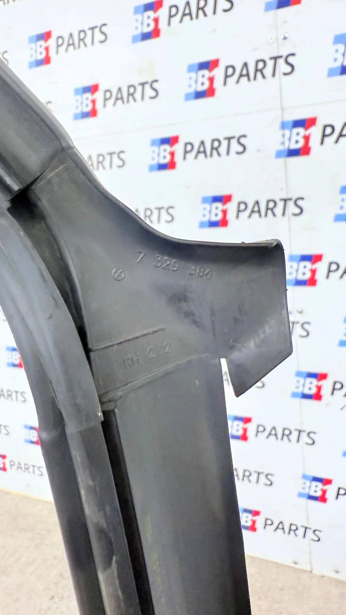BMW F48 X1 Joint de capot 7329384 image 10