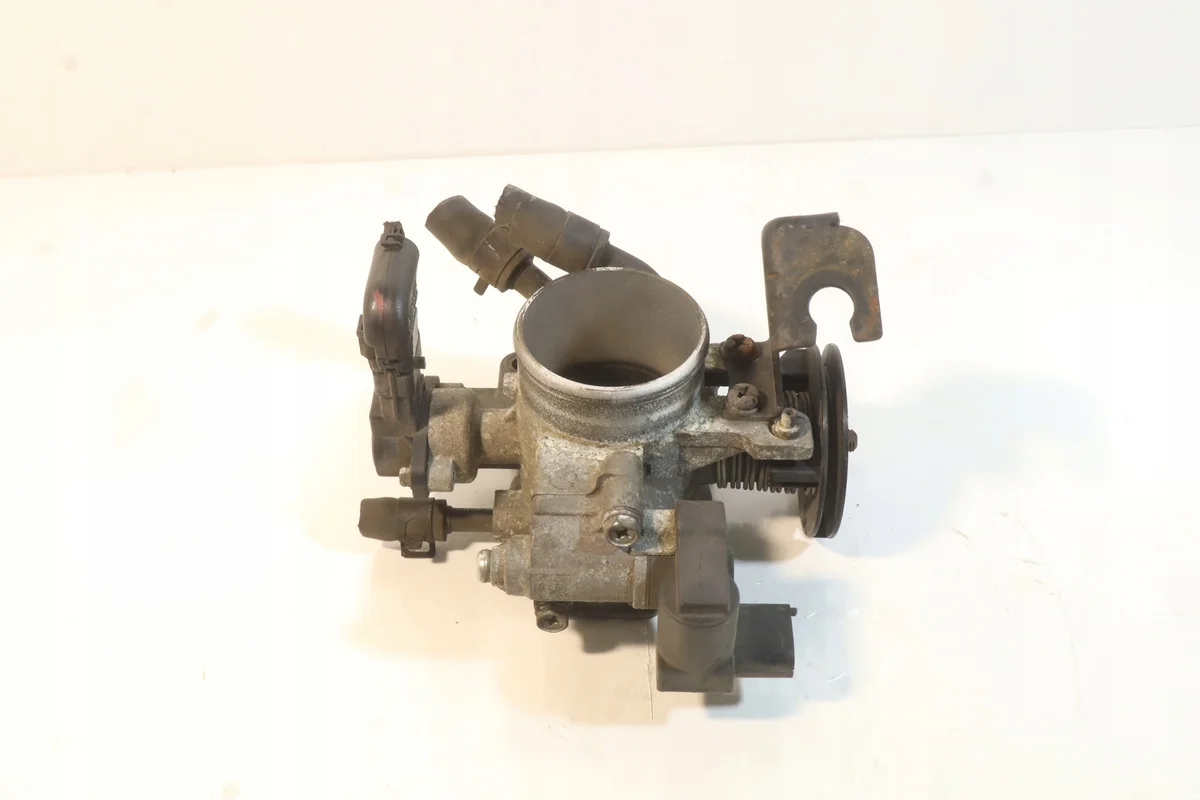 Boîtier papillon Hyundai i30 1.4