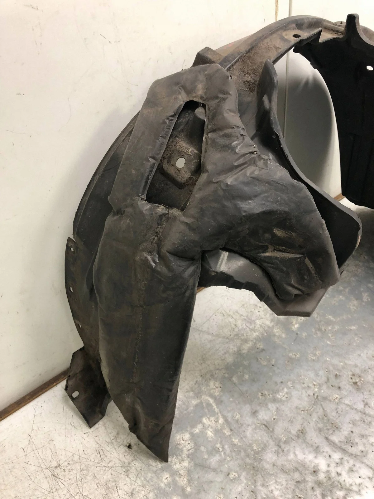 Radlauf vorne links Nissan Micra K12 image 3