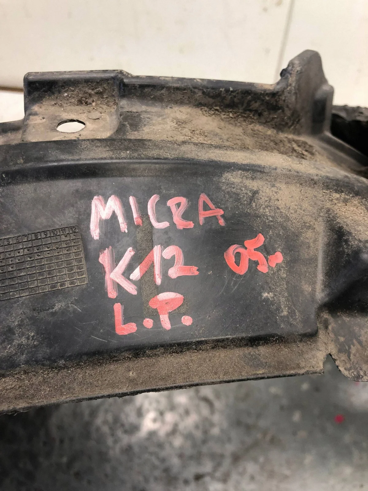 Radlauf vorne links Nissan Micra K12 image 6