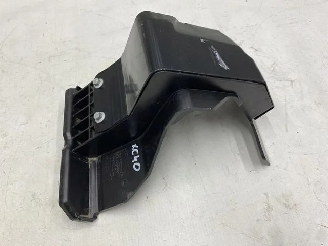 Volvo XC40 D3 Akun Kiinnike UK305 image 3