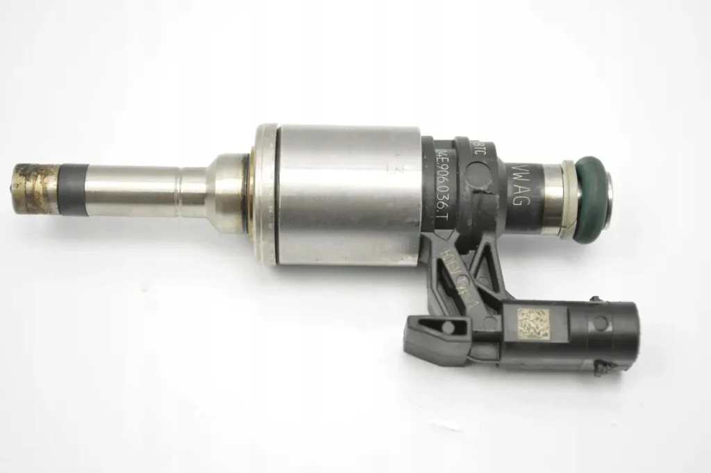 Injecteur VW Touran 1.4L essence 0261500374