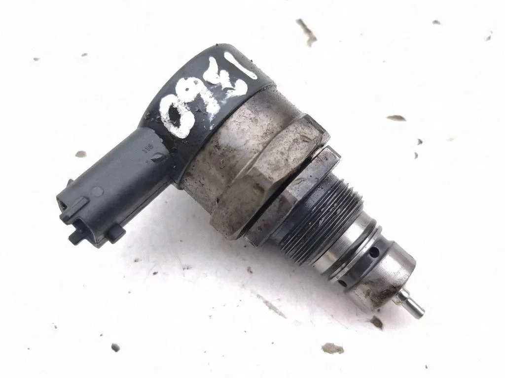 Regler Kraftstoffdruck Land Rover 0281006464
