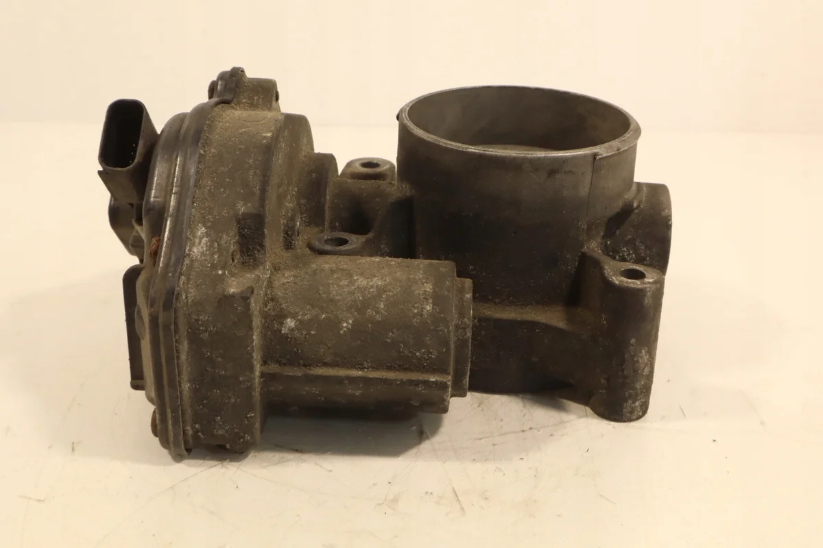 Drosselklappe VP4F9U-9E928-AB Volvo V50 1.8 16V