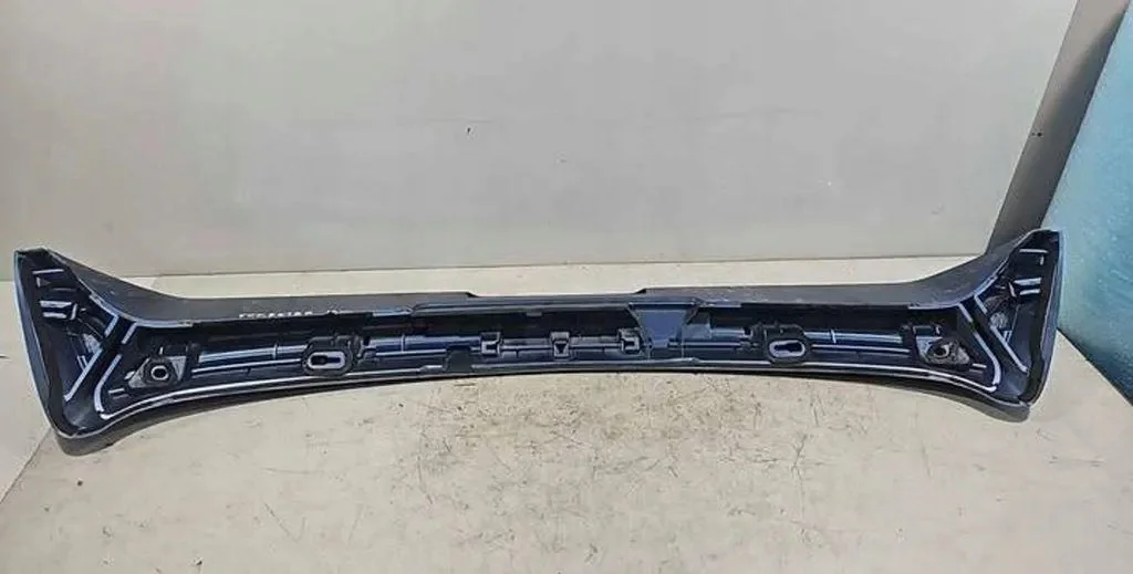 Subaru Forester SJ Spoiler 96034SG010 image 3