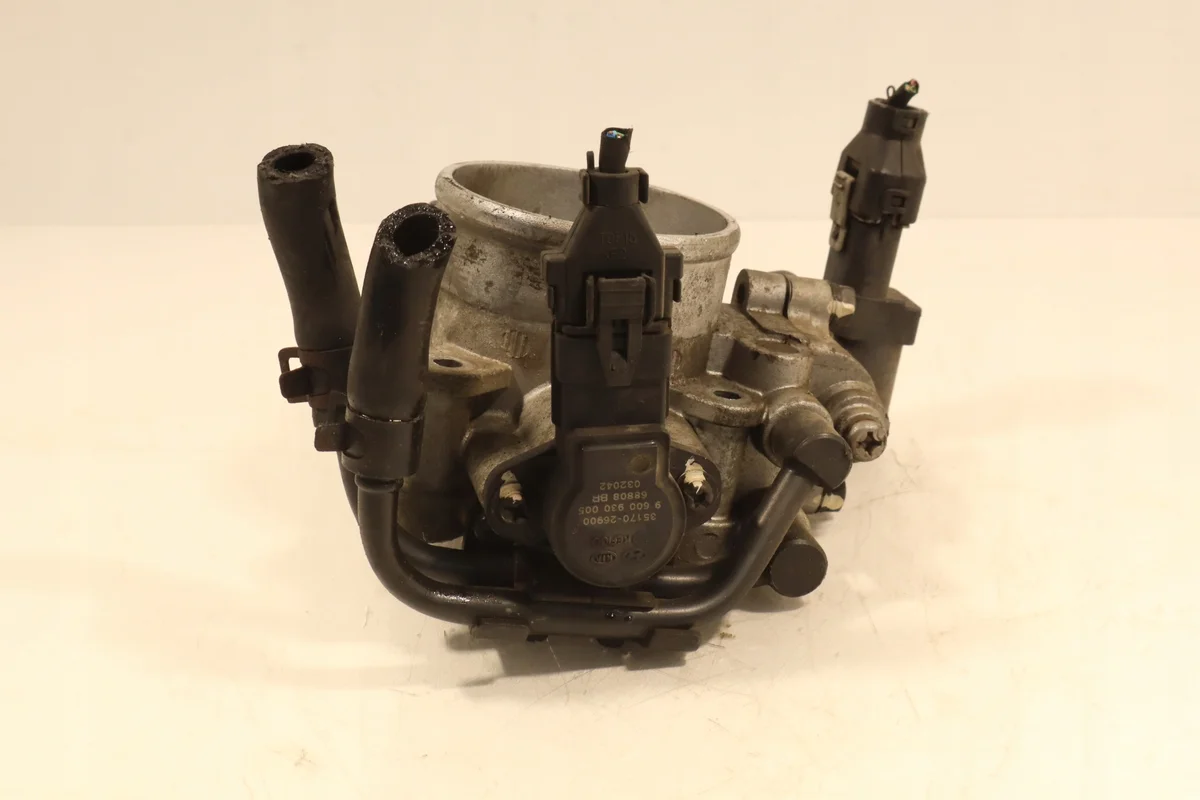 Drosselklappe Kia Carens III 2.0 35150-25700 image 3