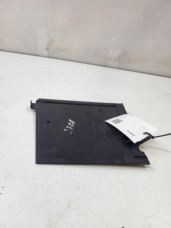 VW Battery Side Cover 7H0915438A Used image 3