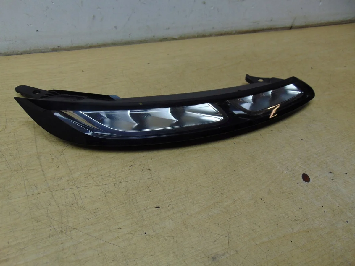 CITROEN C4 CACTUS Phare LED DRL 9800910680 image 3