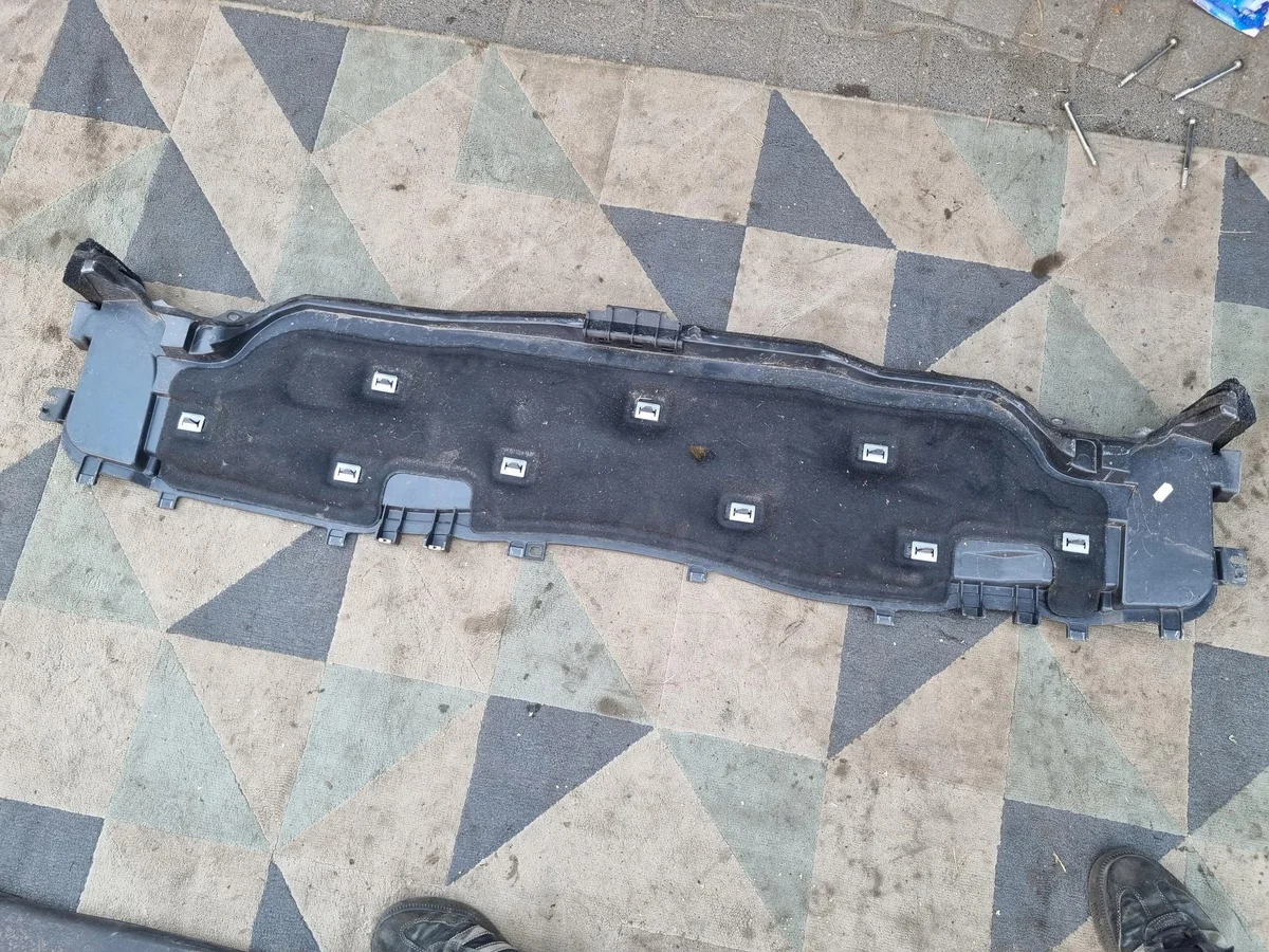 Lower Windshield Panel Ford Kuga MK2 Used