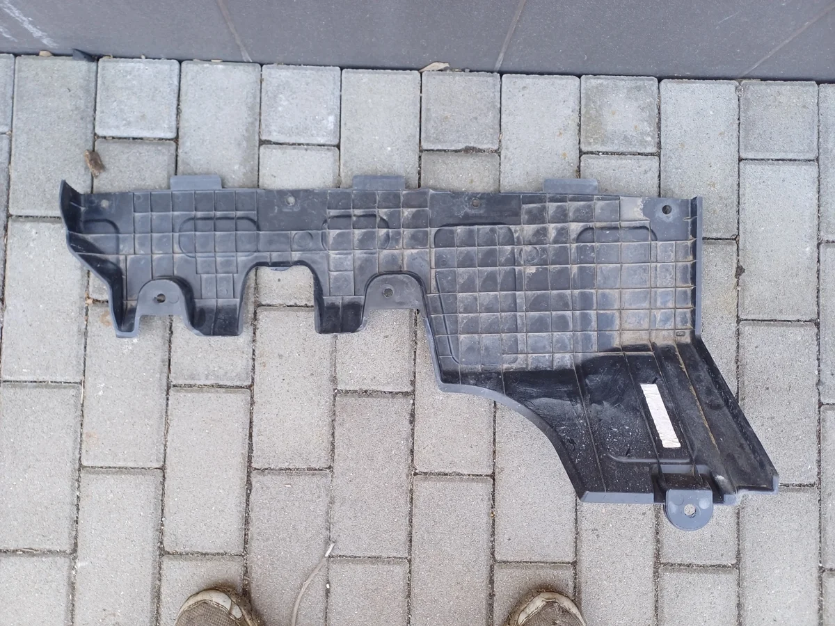Hyundai i20 III 20- Unterbodenschutz links hinten image 3