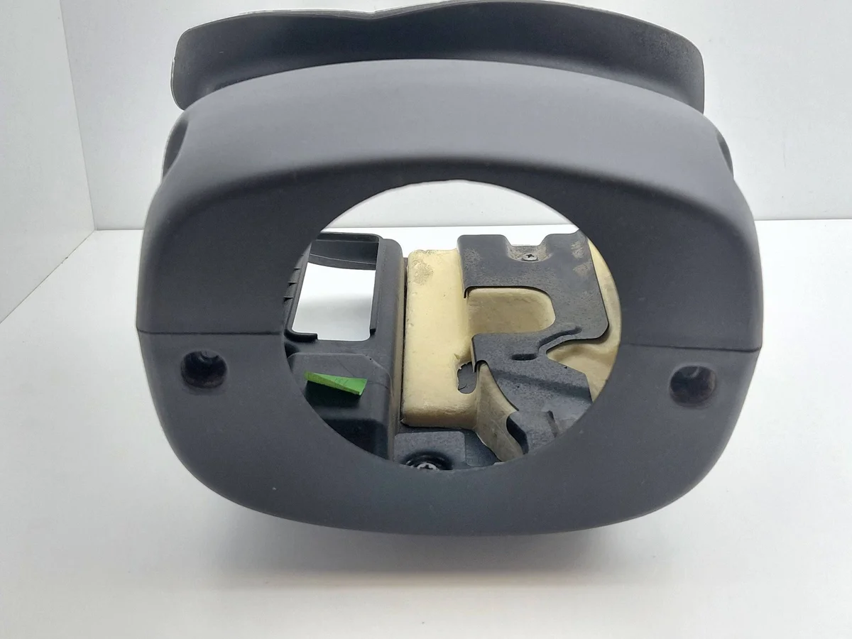 Kia Ceed Steering Column Cover Used DRC125079 image 3