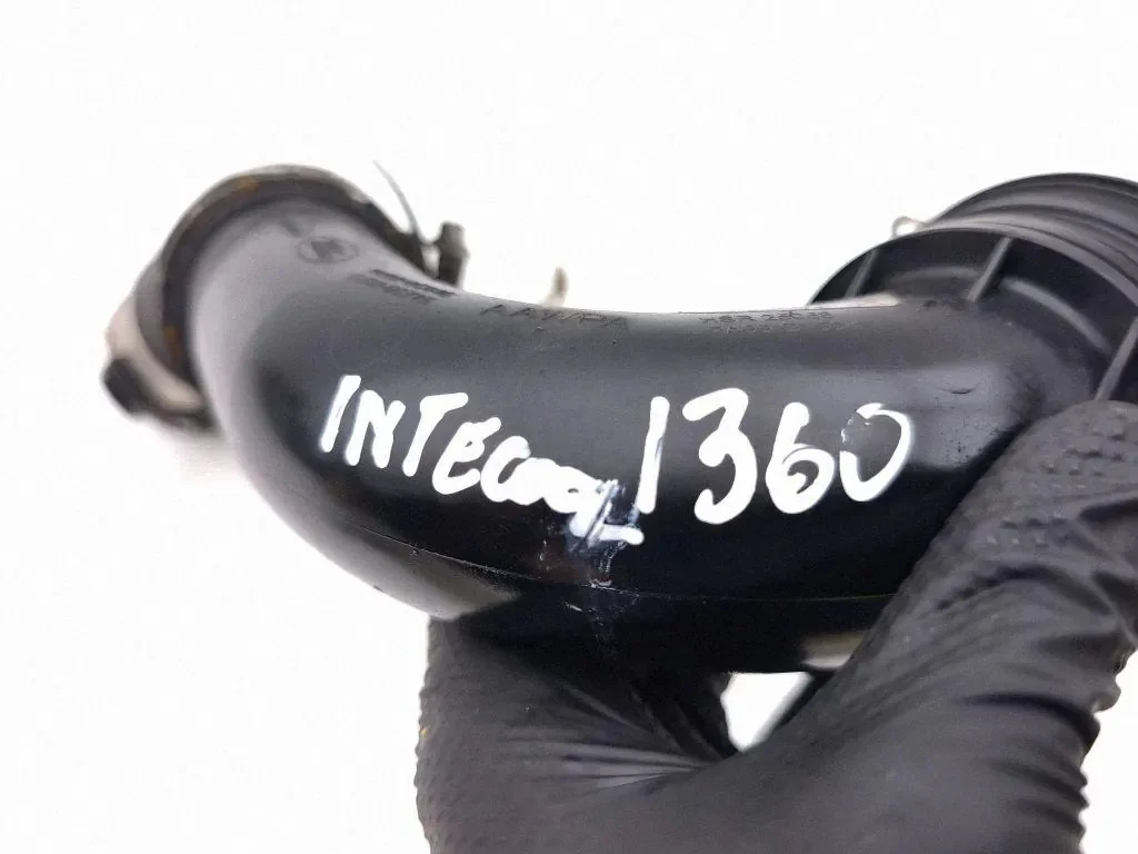 Land Rover Range Rover Evoque Intercooler Pipe image 5