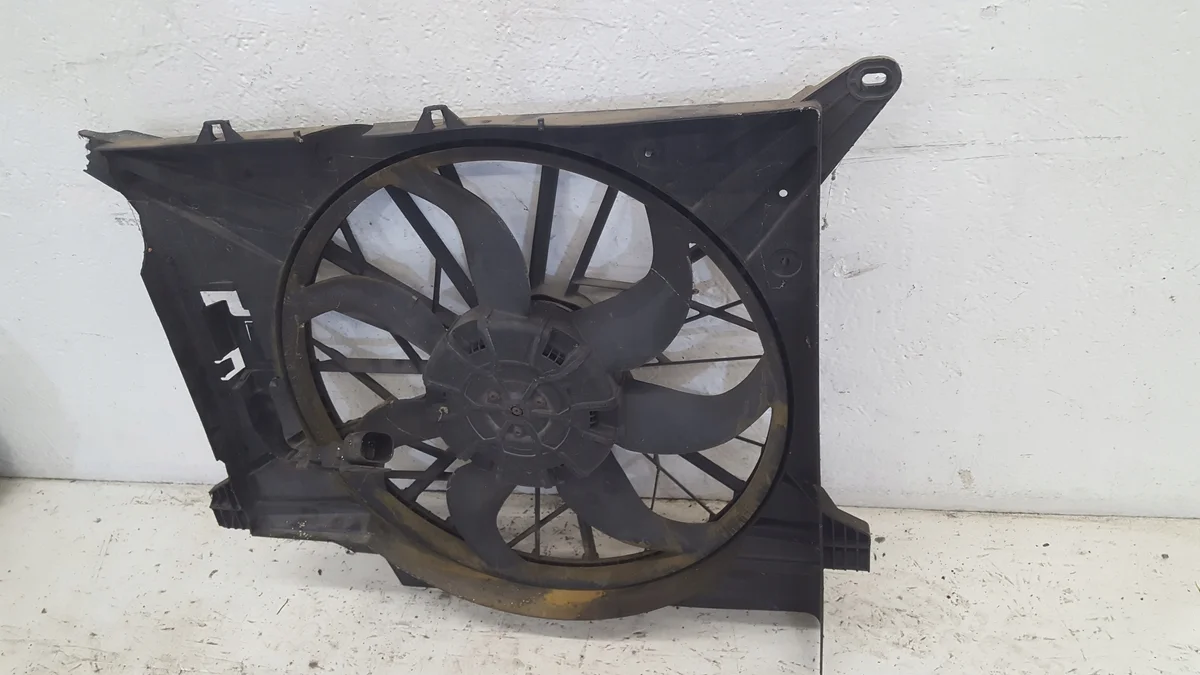 Ventilatore Radiatore Volvo XC90 2.5 B Usato image 3