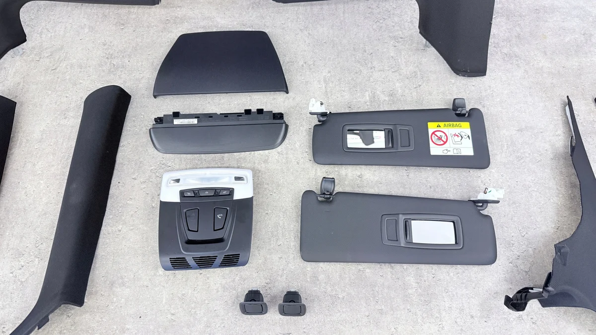 BMW F82 M4 Coupe Innertak M-Paket image 10