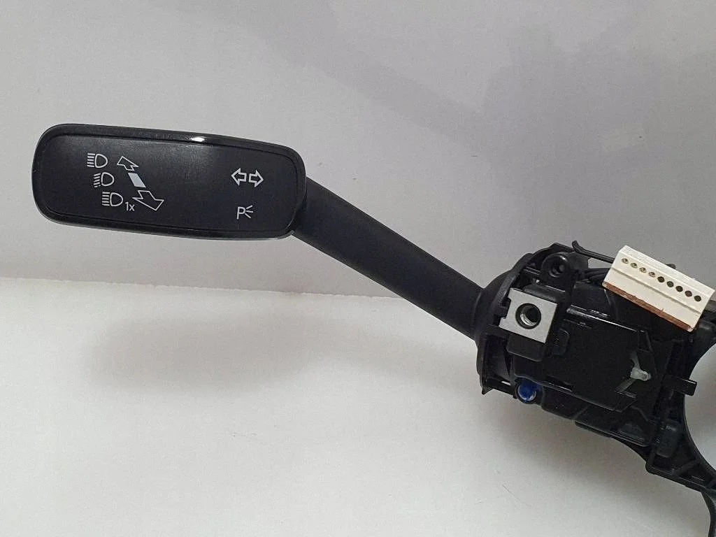 GOLF VII PASSAT B8 COMBI SWITCH 5Q0953502M image 4