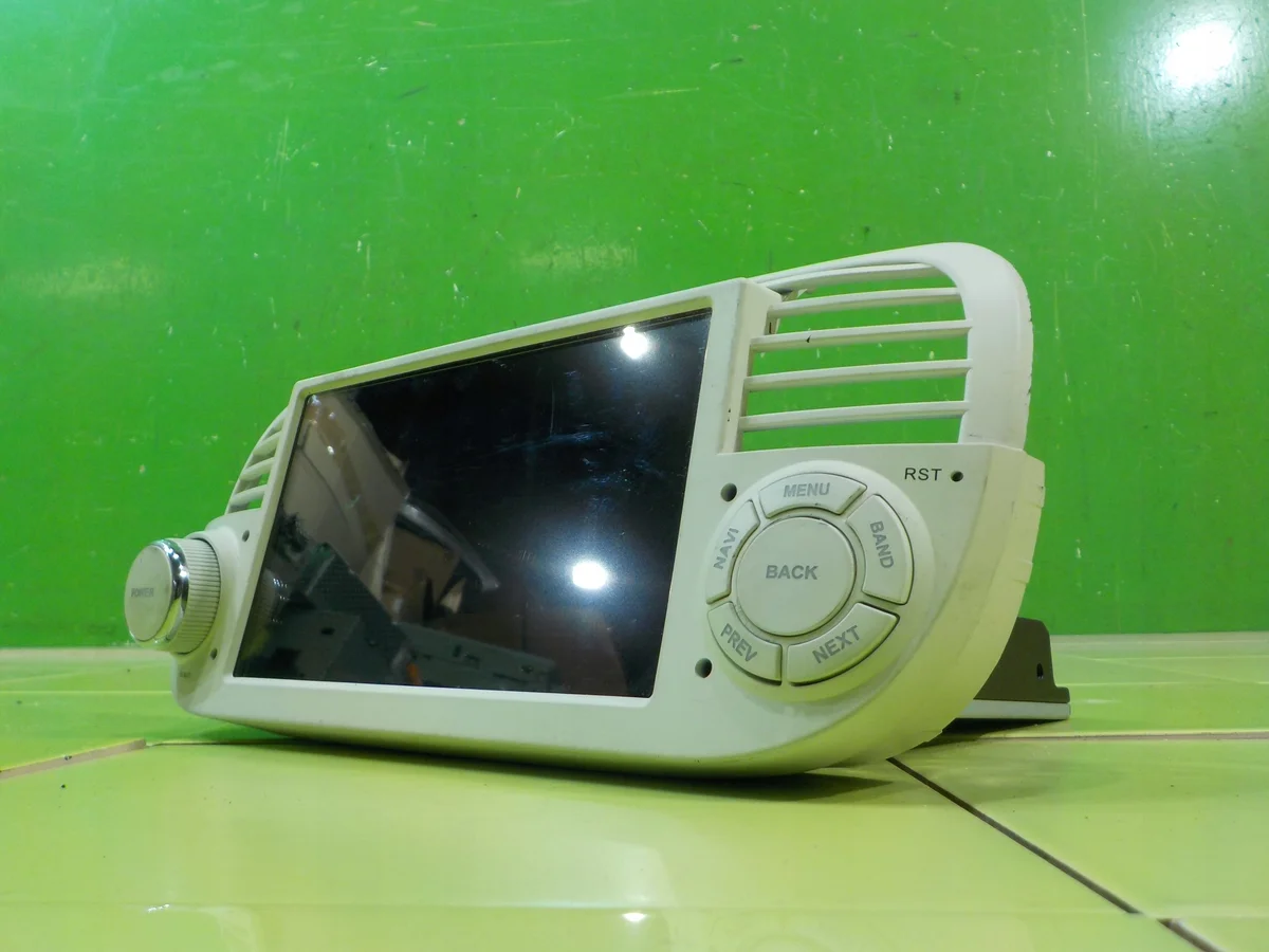 Fiat 500 1.2 B 09r Radio Navigation XP215 8 image 4
