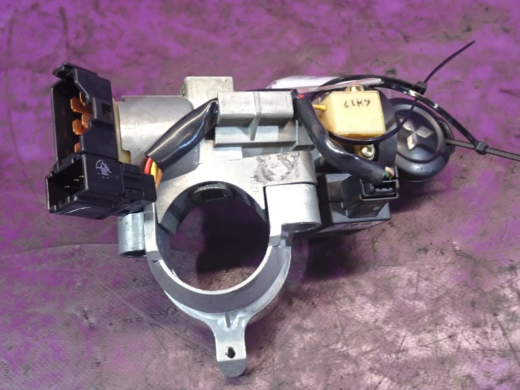 Mitsubishi Colt VI Z30 Blocco Chiave IMMO