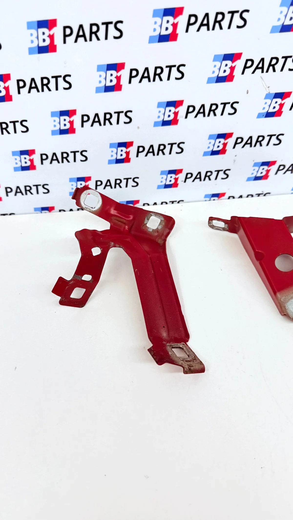 BMW F30 F31 Support aile Gauche Rouge image 3