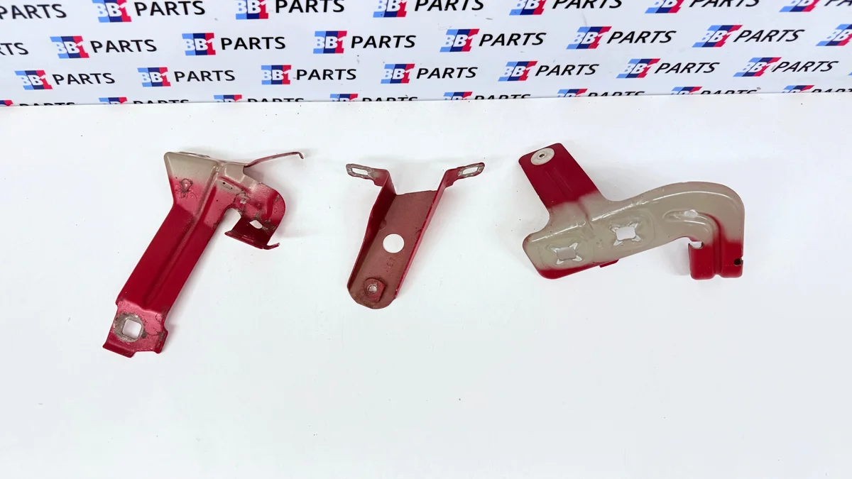 BMW F30 F31 Support aile Gauche Rouge image 7