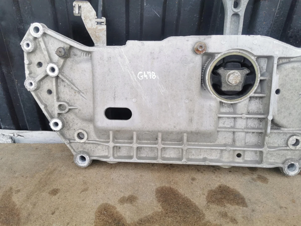 Audi A3 8P / Leon II / Golf V - Châssis image 3