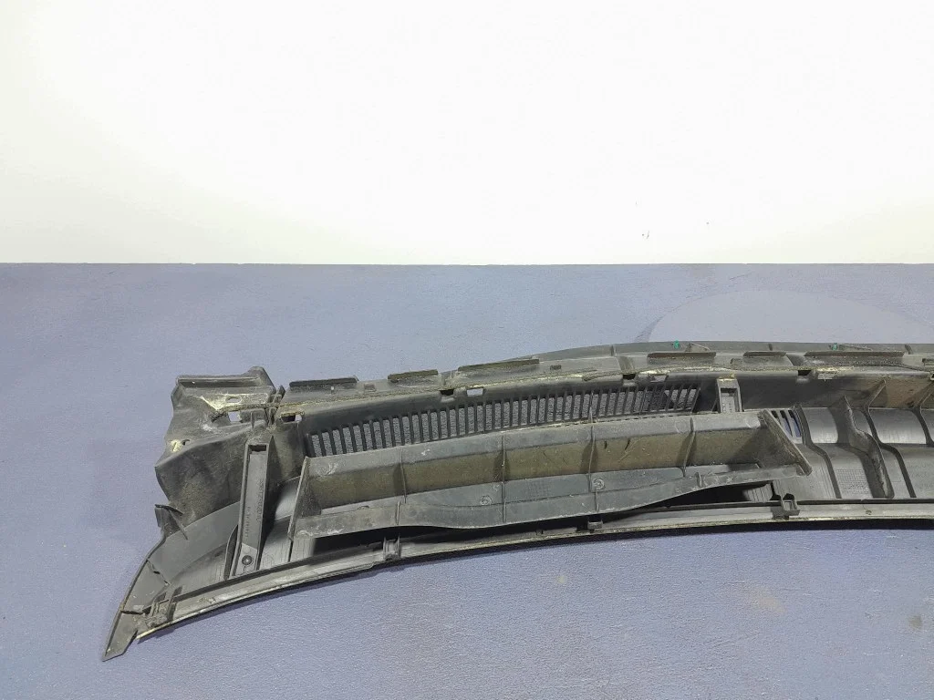 TOYOTA AURIS I 06- Windschutzscheibenabdeckung Oben image 4