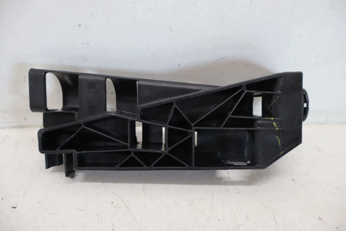 Soporte Persiana BMW X5 G05 Izquierdo Usado
