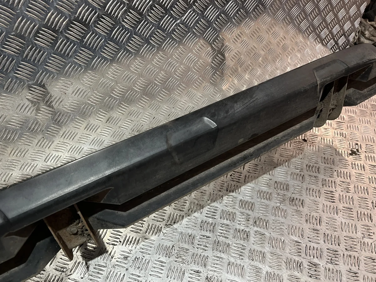 Estribo Derecho Ford Ranger 15- DG33476
