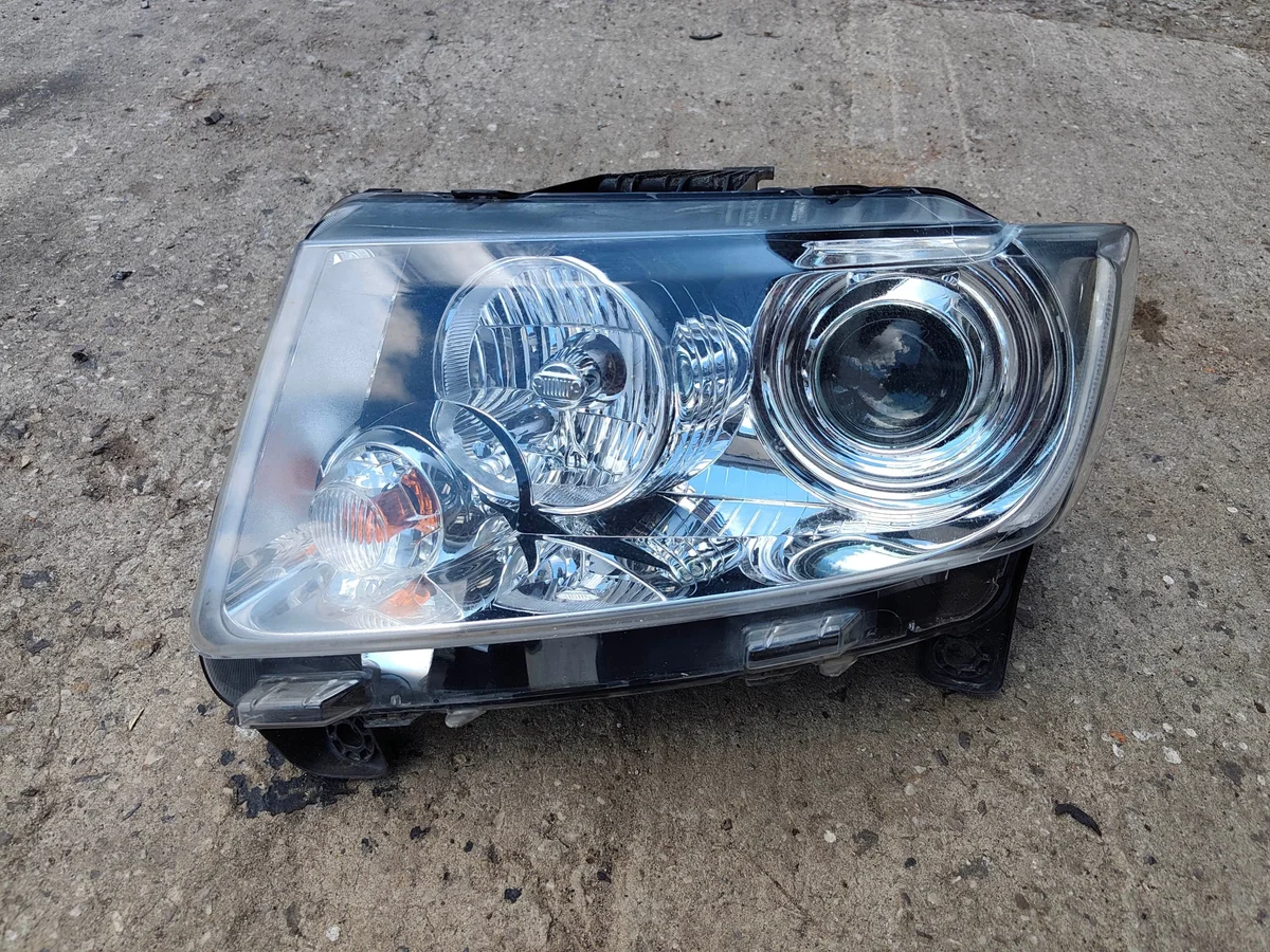 Scheinwerfer Links Jeep Grand Cherokee WK2 10-13