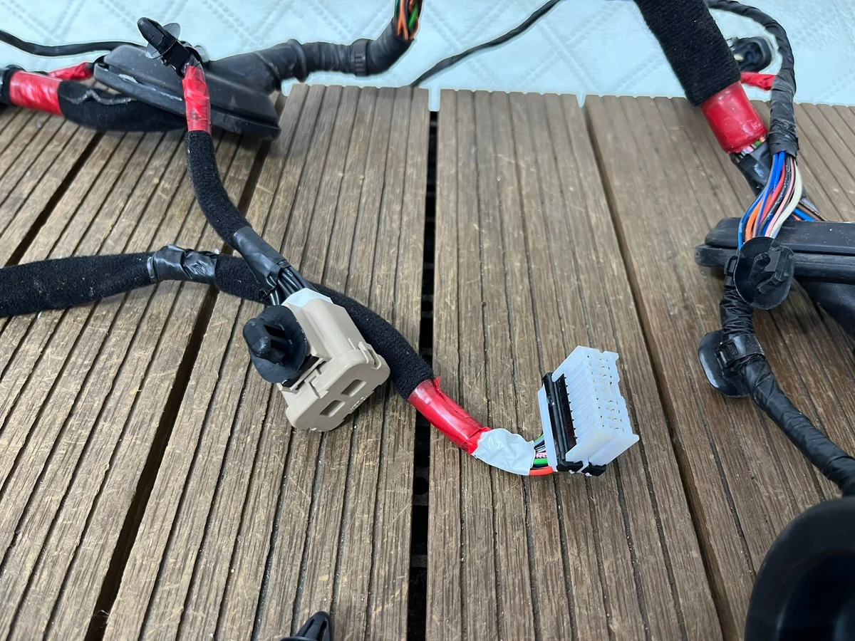 Hyundai i30 III Door Wiring Harness Left Front
