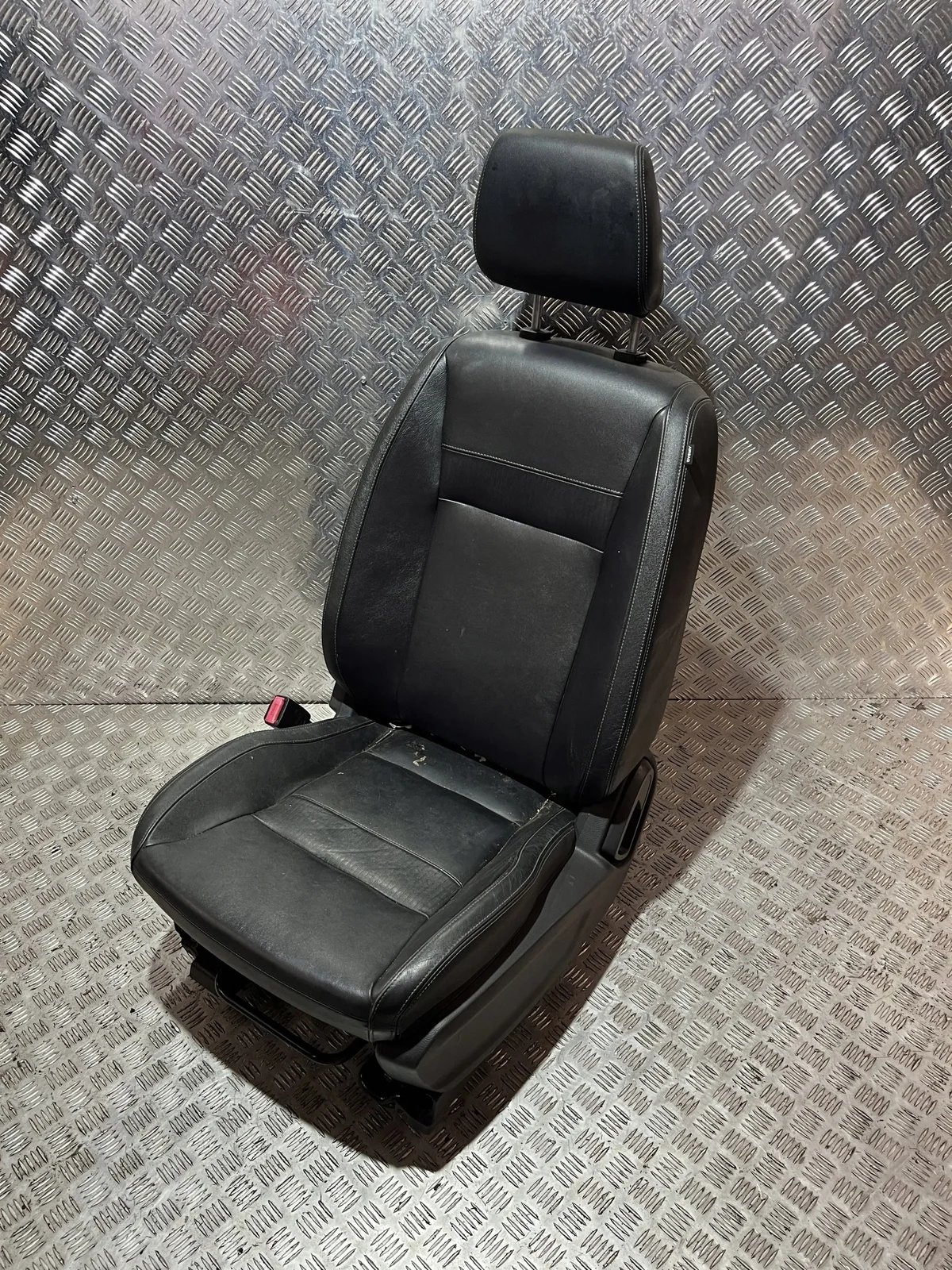 Siège Cuir Chauffant Gauche Ford Ranger 15- DG33483