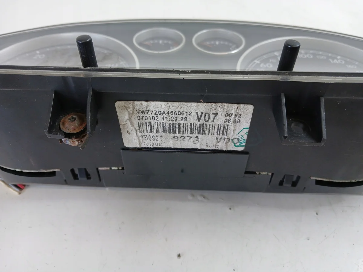 Compteur VW Passat B5 1.9 TDI 3B0920827A image 4