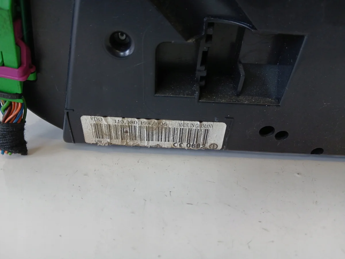 Compteur VW Passat B5 1.9 TDI 3B0920827A image 7