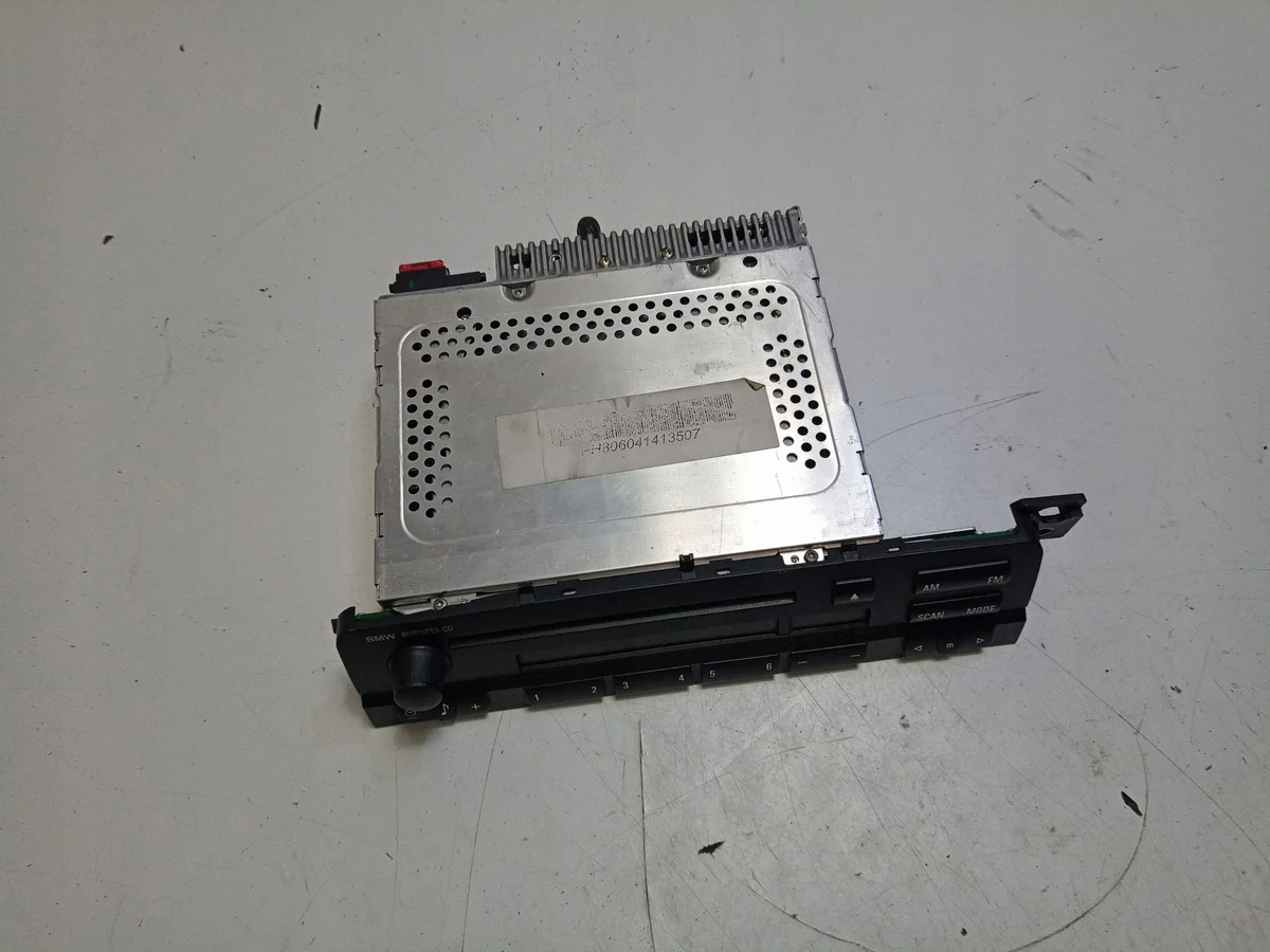 Radio BMW OE 6512693966001 Usado image 3