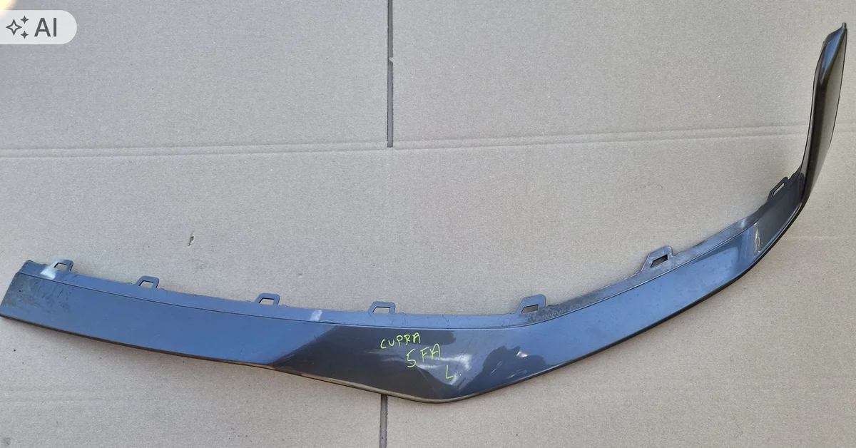 Seat Leon IV Cupra Front Bumper Diffuser Trim