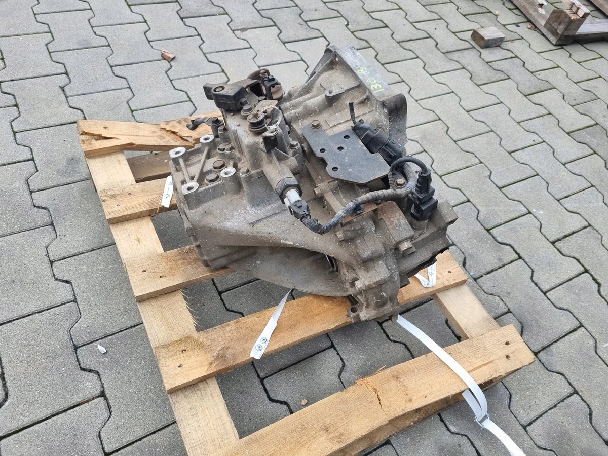 Cambio Manuale M56CF1 per Kia Ceed I image 3