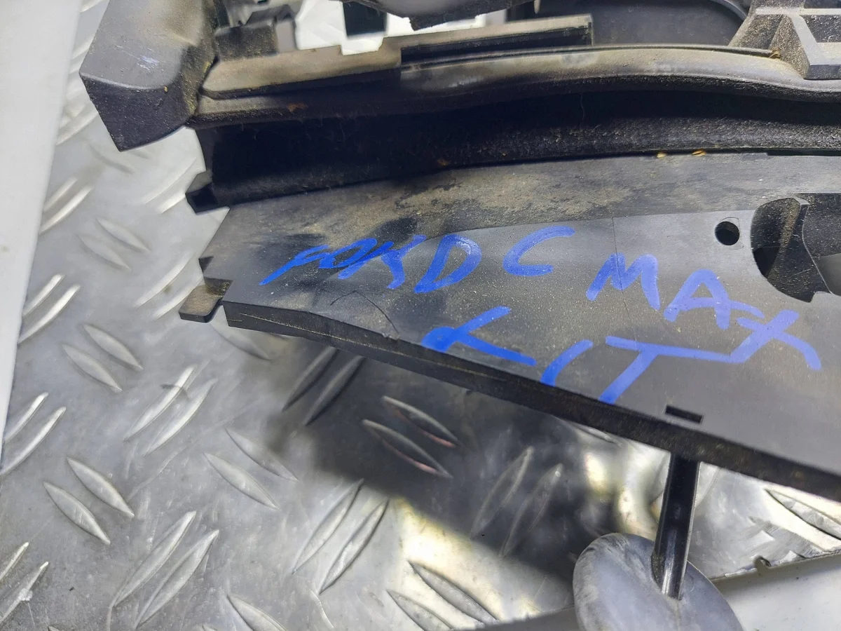 Serrure Porte Arrière Gauche Ford C-MAX image 4