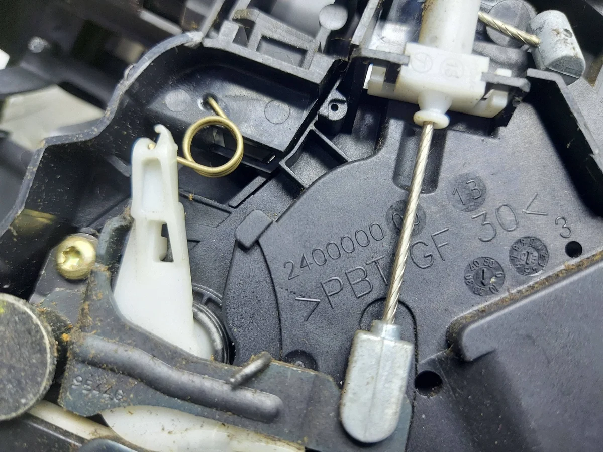 Serrure Porte Arrière Gauche Ford C-MAX image 6