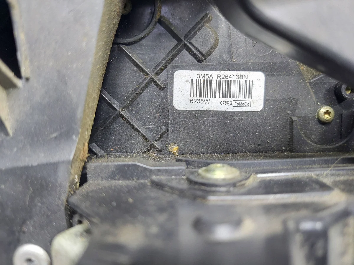 Serrure Porte Arrière Gauche Ford C-MAX image 8