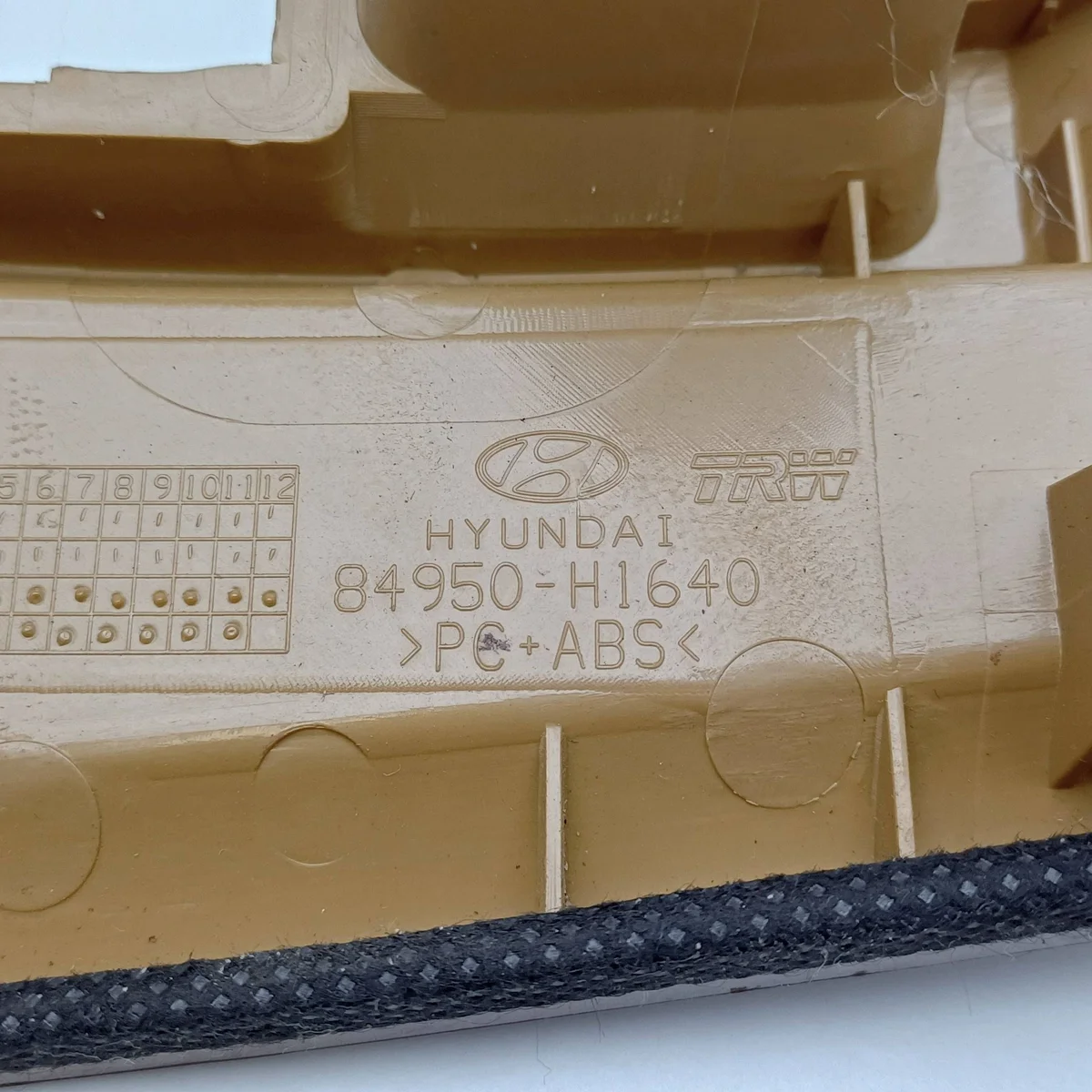 Hyundai Terracan Radioblende Lüftungsgitter DRC125085 image 6