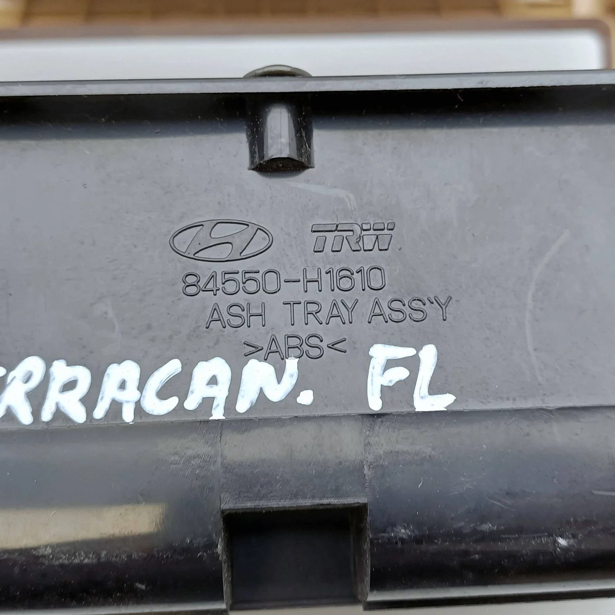 Hyundai Terracan Radioblende Lüftungsgitter DRC125085 image 7
