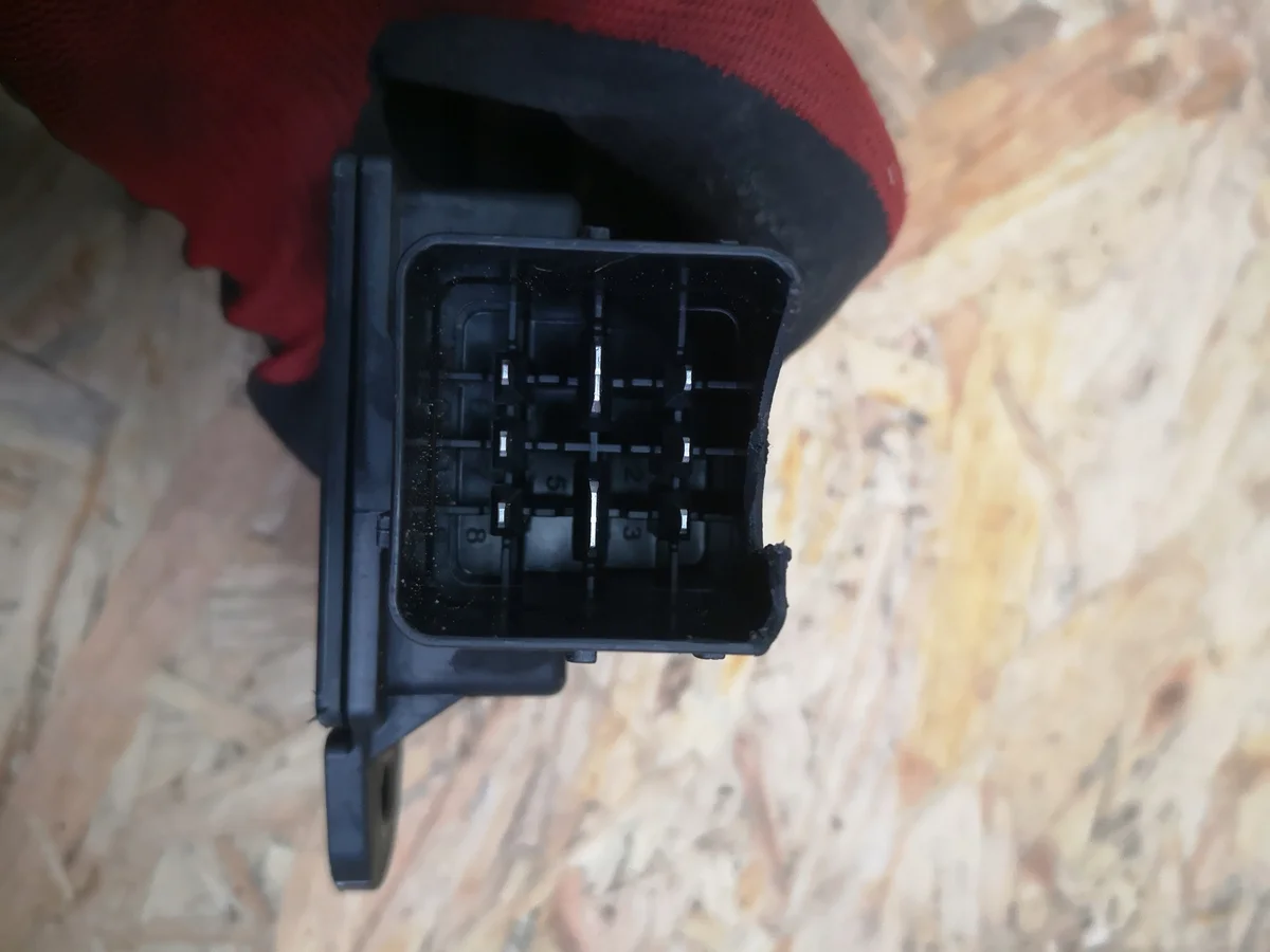 Peugeot 3008 II rele start-stop 967787168001 image 8