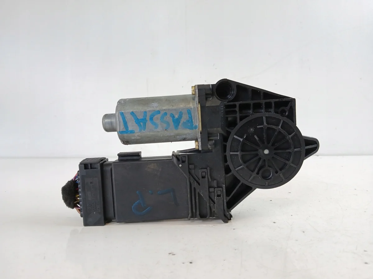 VW Passat B5 Motor Vidro Esquerdo Dianteiro image 3