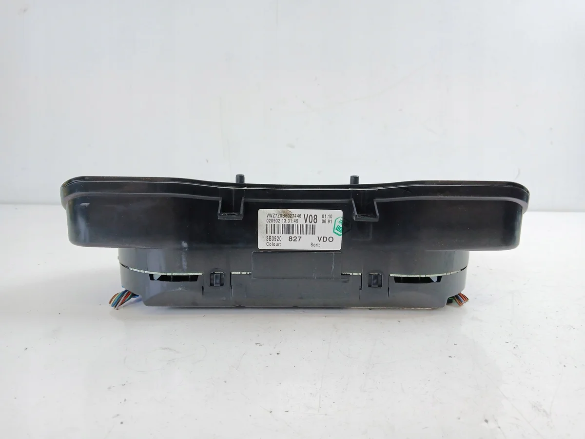 VW Passat B5 LIFT mittaristo 1.9 TDI image 3